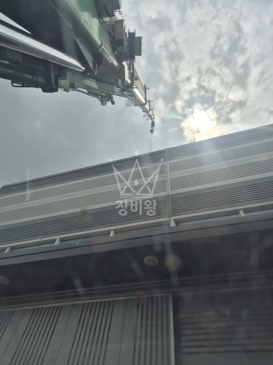 경기 시흥시 월곶동 크레인 중량물 인양 작업 현장