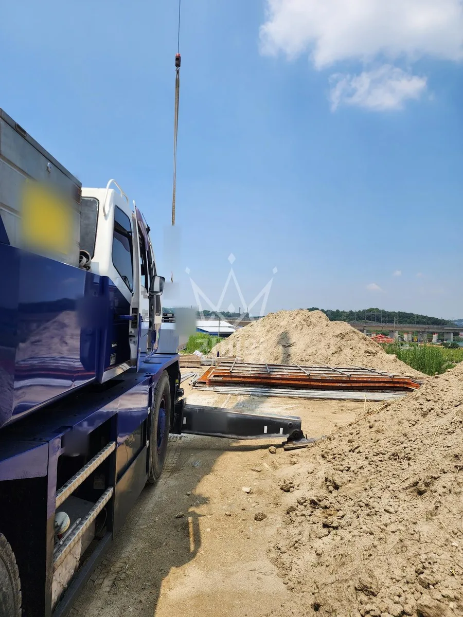 충남 서산시 성연면 크레인 태양광 작업 현장