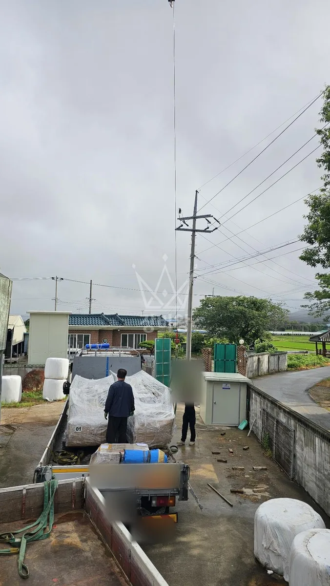 전남 여수시 학용동 크레인 빔 작업 현장
