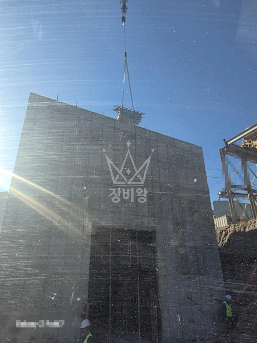 전남 나주시 용산동 크레인 자재 양중 작업 현장