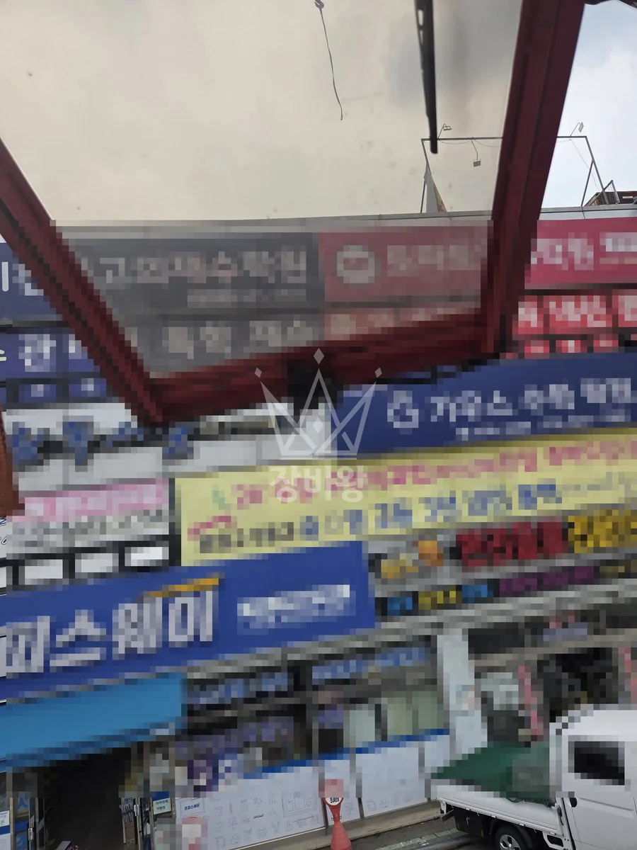 전남 화순군 청풍면 대비리 크레인 판넬 작업 현장