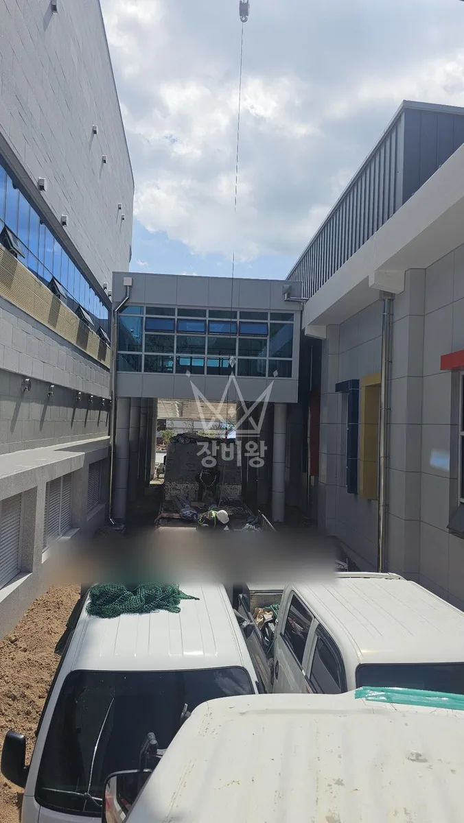 울산 중구 장현동 크레인 자재 양중 작업 현장