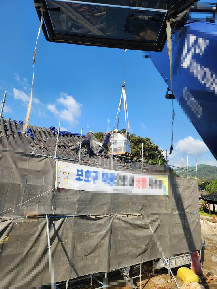 경남 사천시 사천읍 크레인 에어컨 실외기 작업 현장