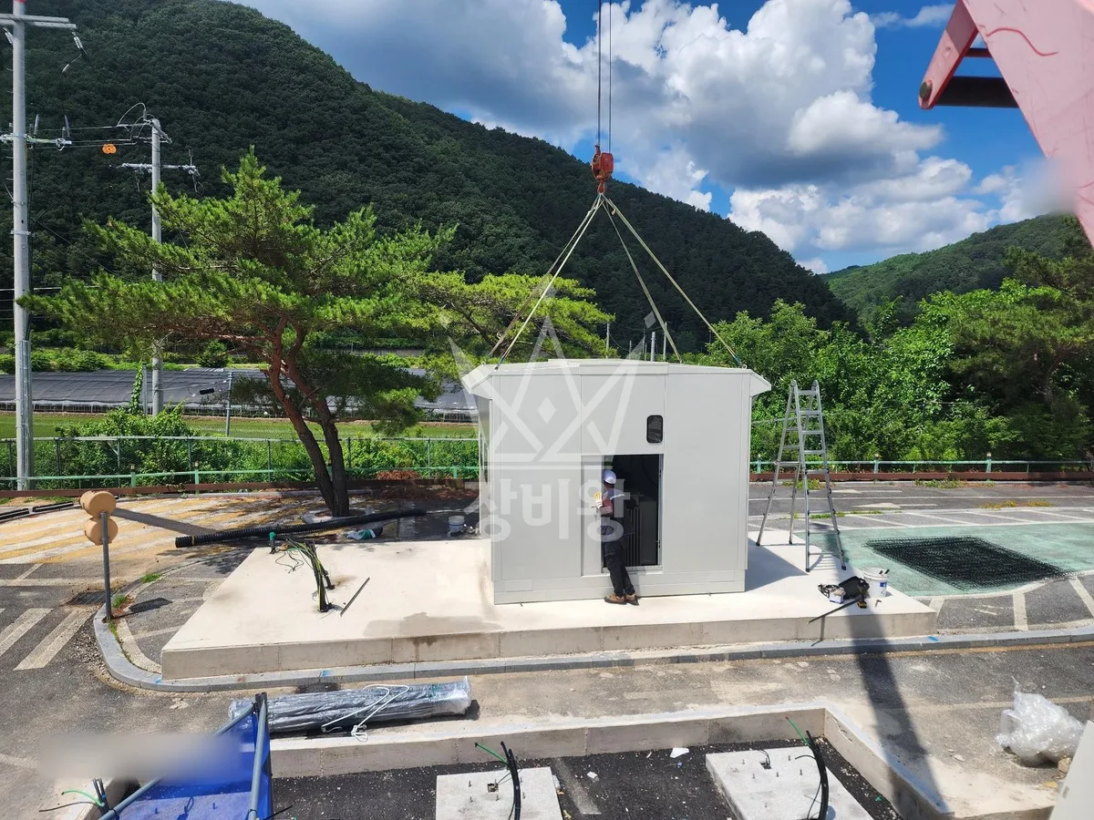 전남 나주시 산정동 크레인 태양광 작업 현장