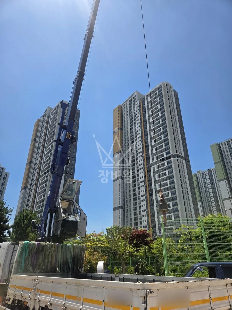 전남 순천시 연향동 크레인 자재 양중 작업 현장