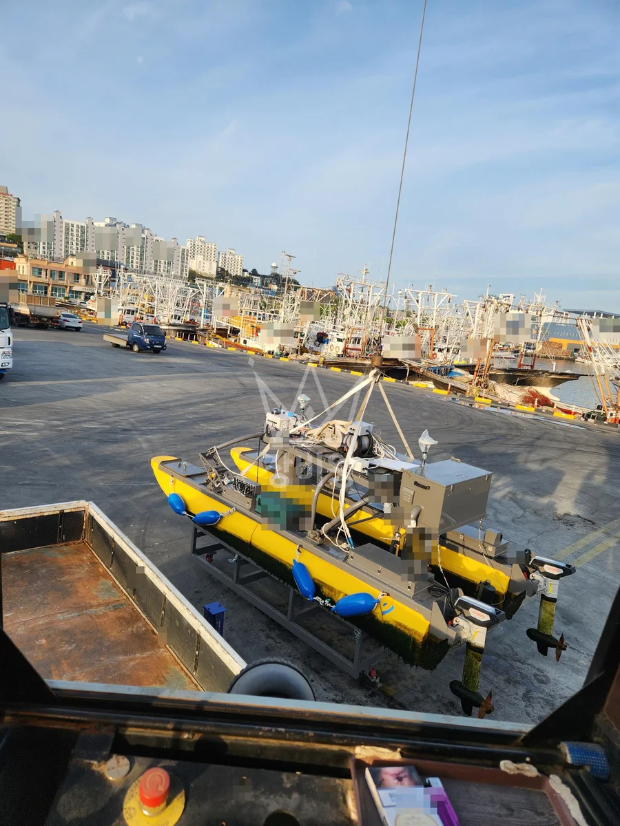 충남 서산시 성연면 크레인 중량물 인양 작업 현장