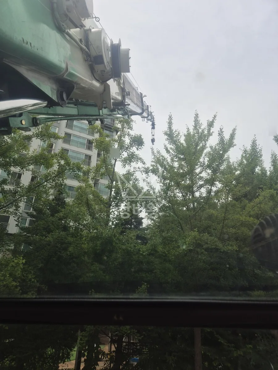 전남 여수시 월하동 크레인 빔 작업 현장