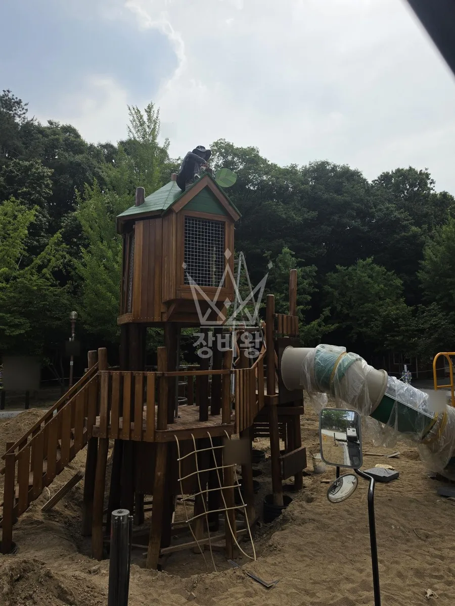 전남 장성군 남면 삼태리 크레인 컨테이너 이동 작업 현장