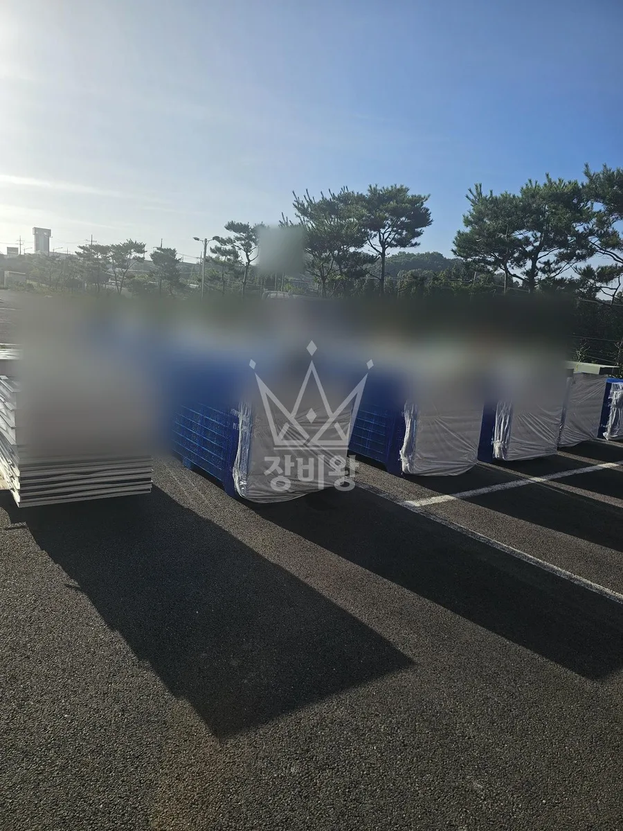 전남 진도군 지산면 송호리 크레인 컨테이너 이동 작업 현장