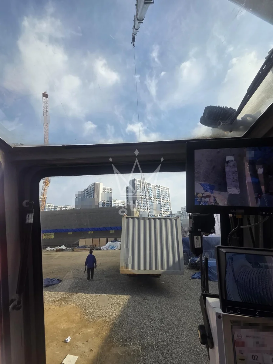 인천 서해구 청라동 크레인 자재 양중 작업 현장