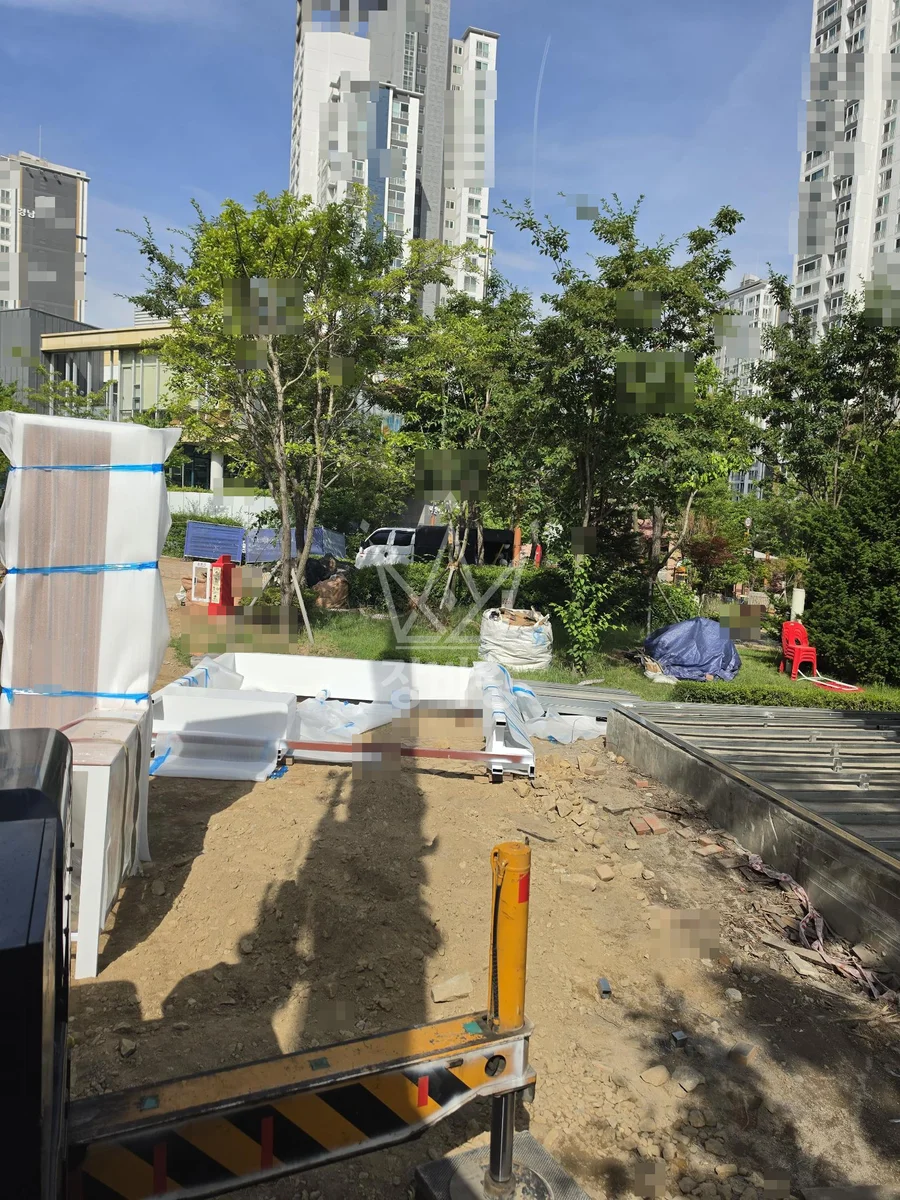 전남 완도군 완도읍 크레인 자재 양중 작업 현장