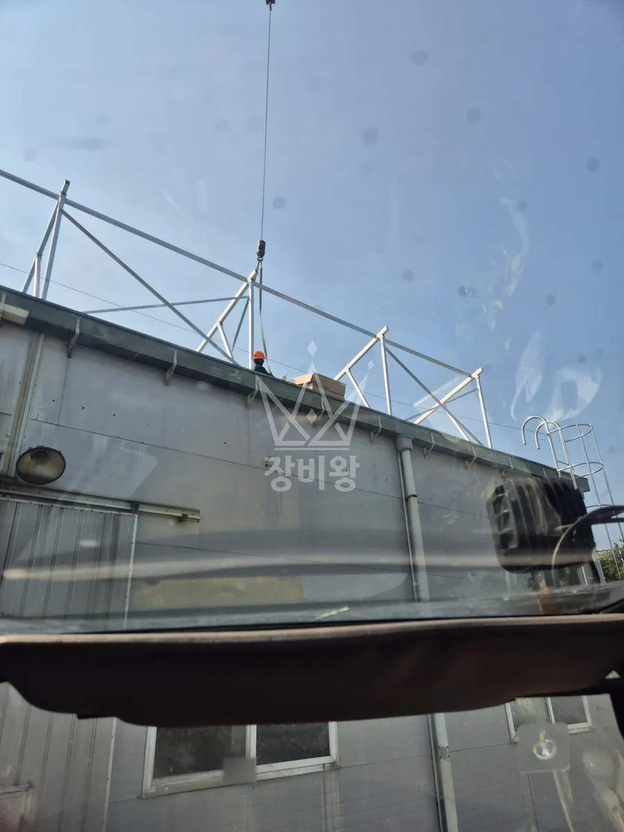 전남 목포시 명륜동 크레인 컨테이너 이동 작업 현장